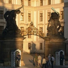 Tourist site (gallery, archaeological monument, castle, religious monument, mansion / villa / palace, museum) source: Czechtourism