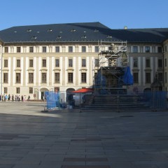 Tourist site (gallery, archaeological monument, castle, religious monument, mansion / villa / palace, museum) source: Wikimedia Commons