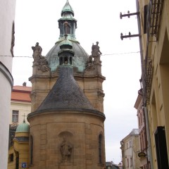 Tourist site (chapel) source: Wikimedia Commons