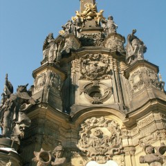 Tourist site (plague / Marian / Holy Trinity Column) source: Wikimedia Commons