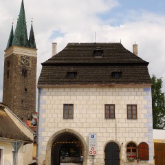 Tourist site (church) source: Wikimedia Commons