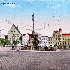 Tourist site (plague / Marian / Holy Trinity Column) source: Wikimedia Commons