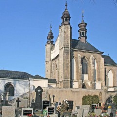 Tourist site (religious monument, church) source: Wikimedia Commons