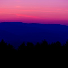 Turistická atraktivita (rozhledna, vrchol) zdroj: Destinační společnost Východní Čechy