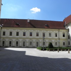 Tourist site (religious monument, monastery) source: Wikimedia Commons