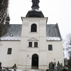 Tourist site (church) source: Wikimedia Commons