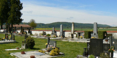 Damníkov - cimitero. 