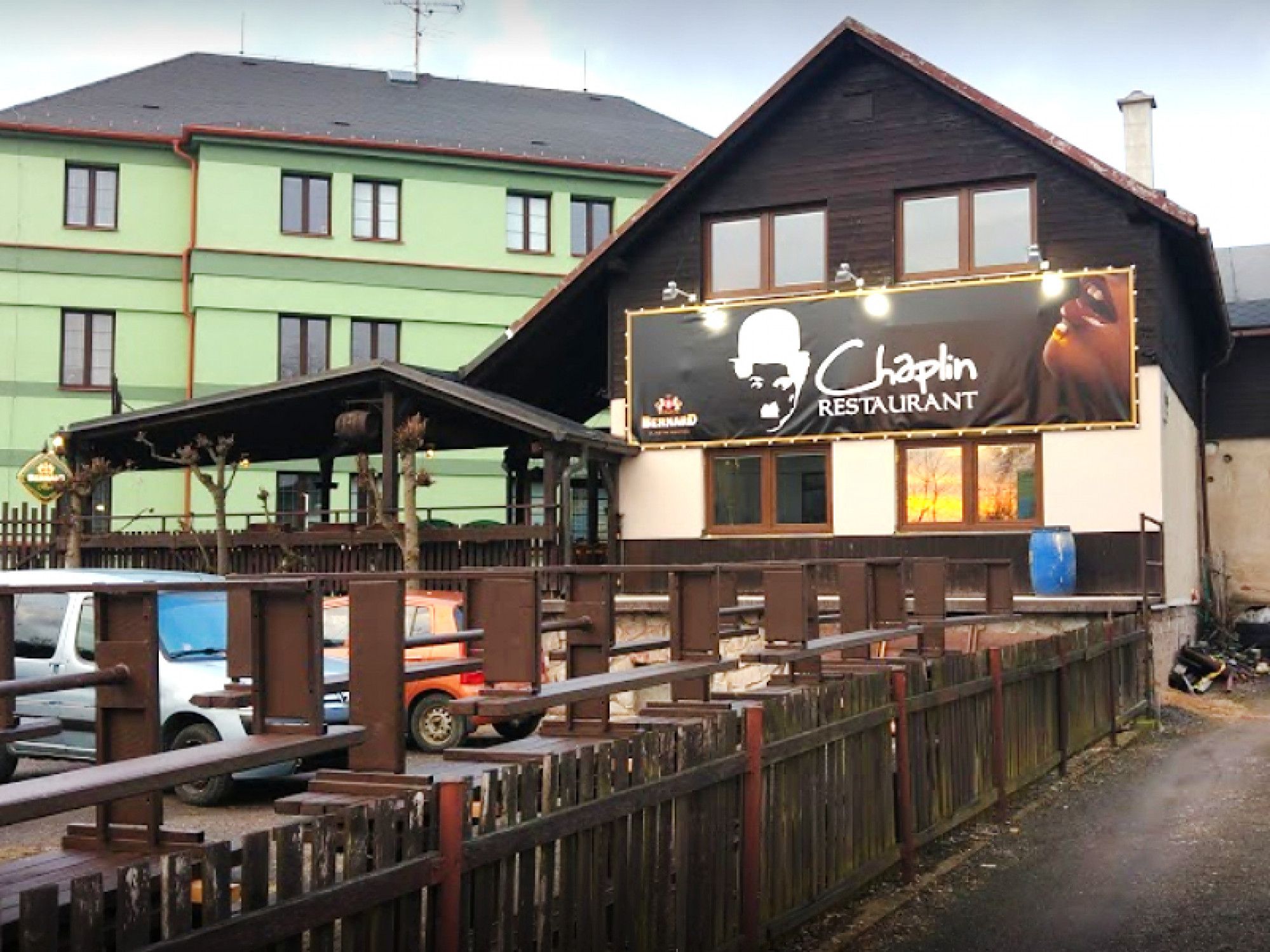 Chaplin Restaurant) - ресторан - Ústí nad Orlicí - East-Bohemia.ru -  официальный туристический портал Пардубицкого края (Чешская Республика)